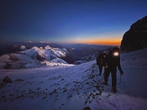 6-sid-aconcagua-summit-push-1
