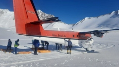 c-vinson-expedition-base-camp-12