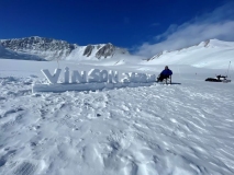 c-vinson-expedition-base-camp-30