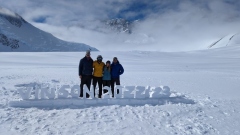 c-vinson-expedition-base-camp-31