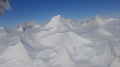 c-vinson-expedition-base-camp-39