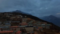 b-everest-namche-1